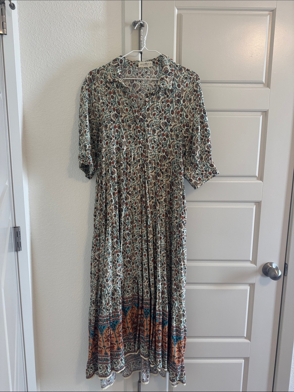 NATURAL LIFE Floral Button-Front Maxi Dress in Sage, Teal, and Rust